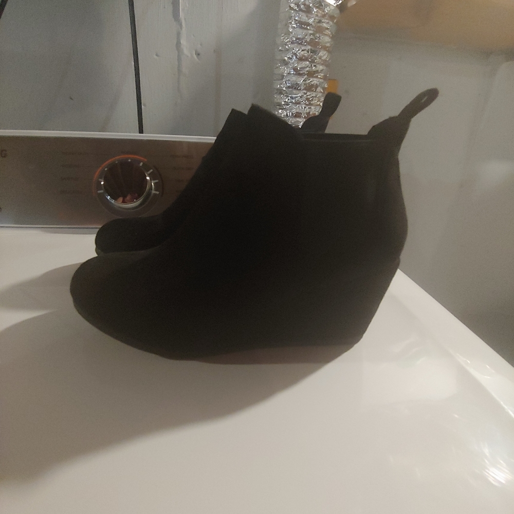 Womens shoes